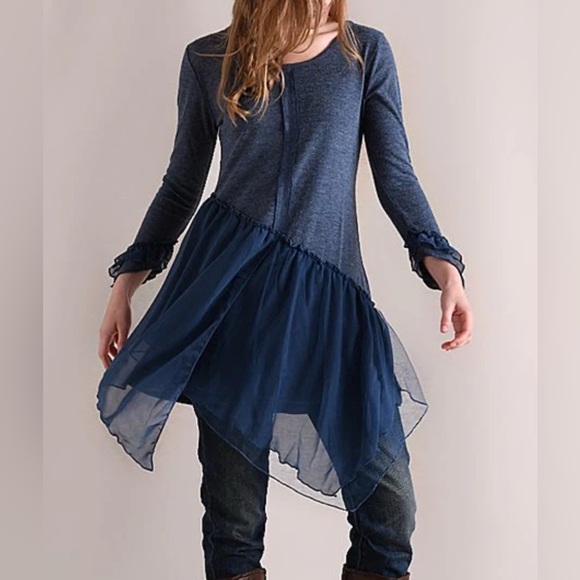 Pretty Angel asymmetrical tunic top - Picture 2 of 5